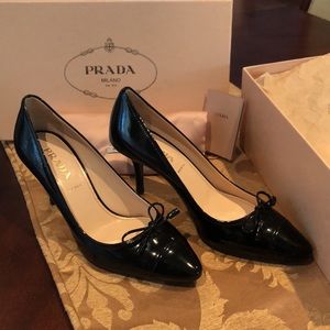 Stylish luxury PRADA black patent leather heels